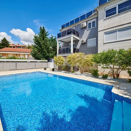Stella Adria Apartman Pula